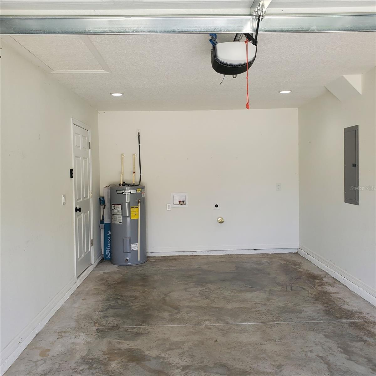 353 Fisher Way Property Photo 6