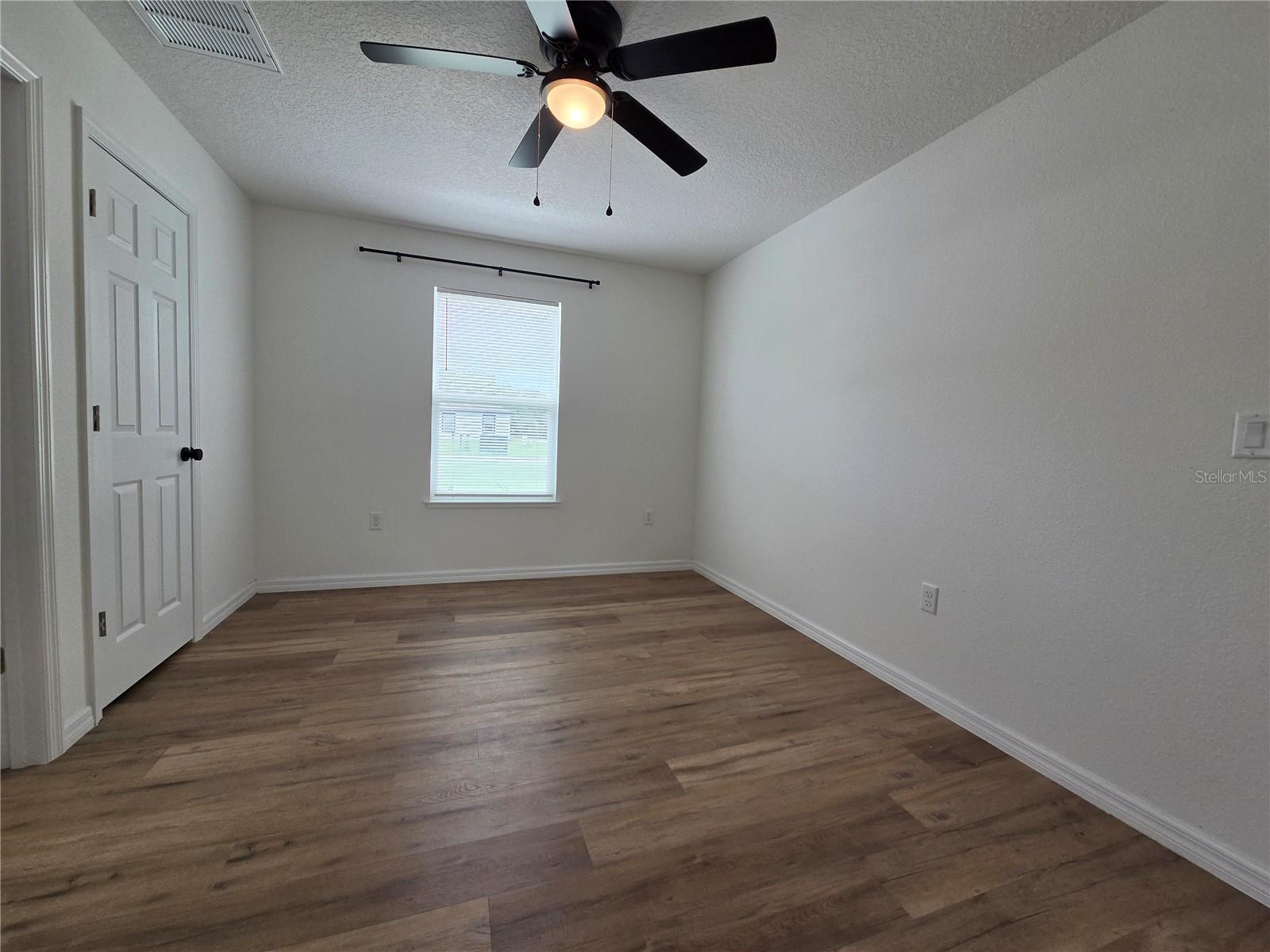 353 Fisher Way Property Photo 7