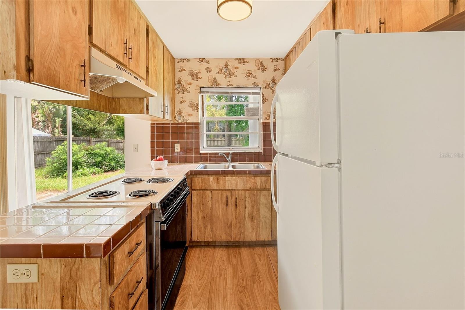 2560 Elderberry Dr Property Photo 9