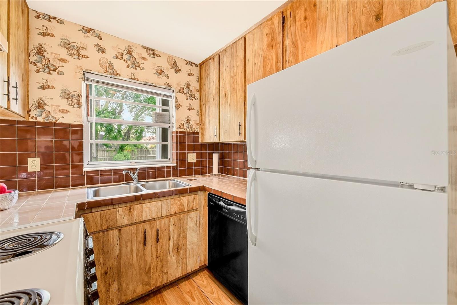 2560 Elderberry Dr Property Photo 11