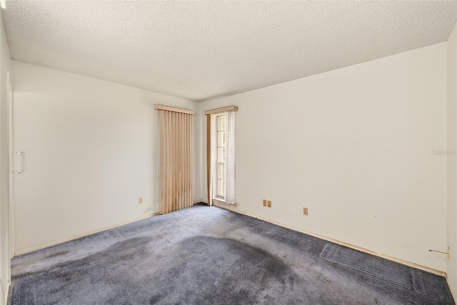 2560 Elderberry Dr Property Photo 13