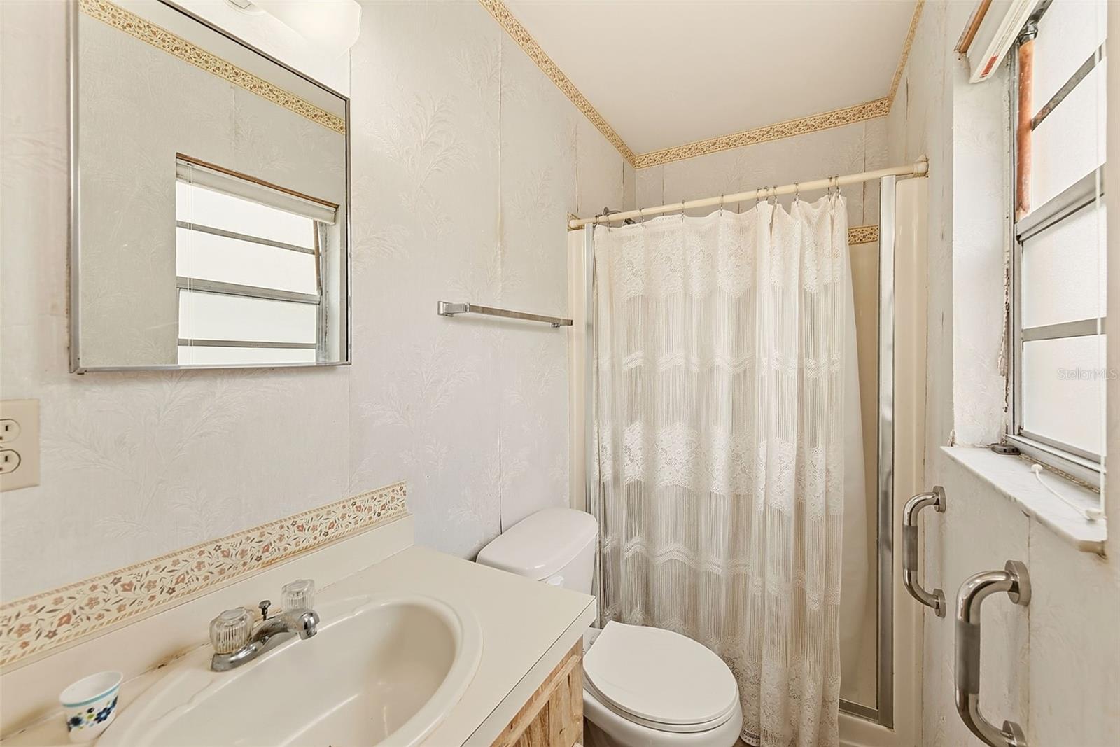 2560 Elderberry Dr Property Photo 16