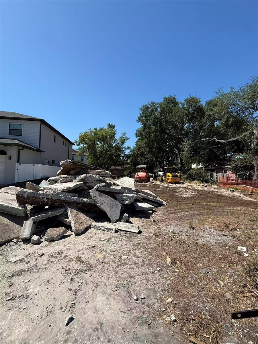 3412 W Alline Ave Property Photo 2