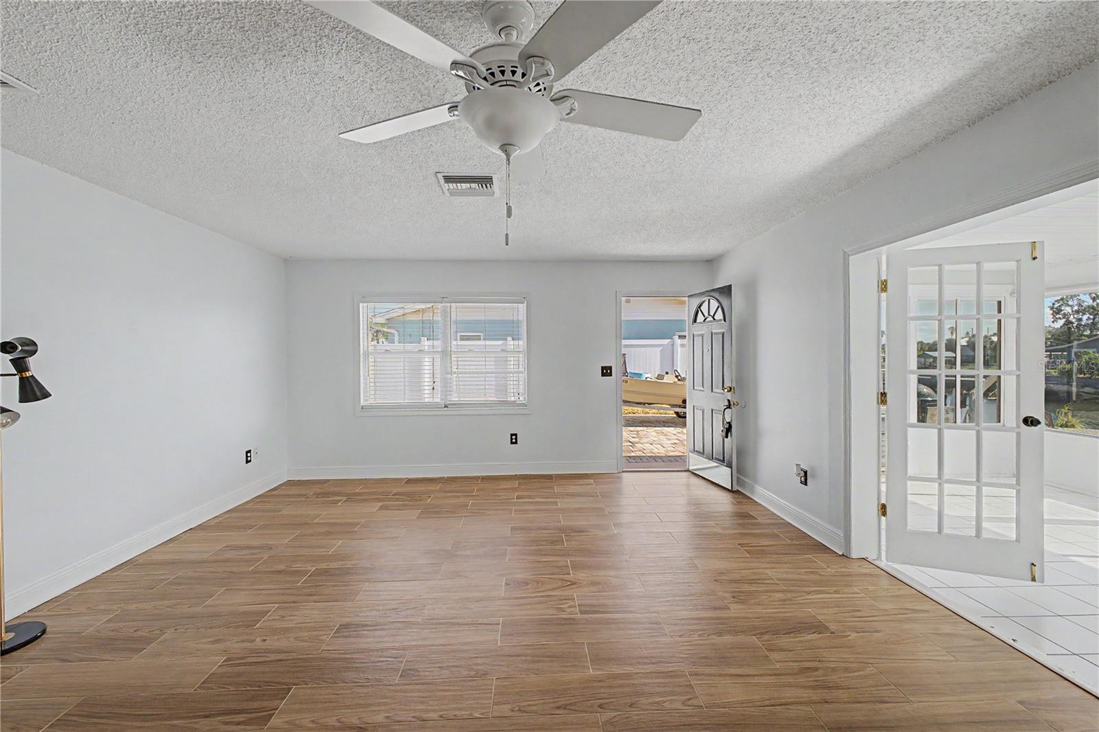 4392 3rd Isle Dr Property Photo 17