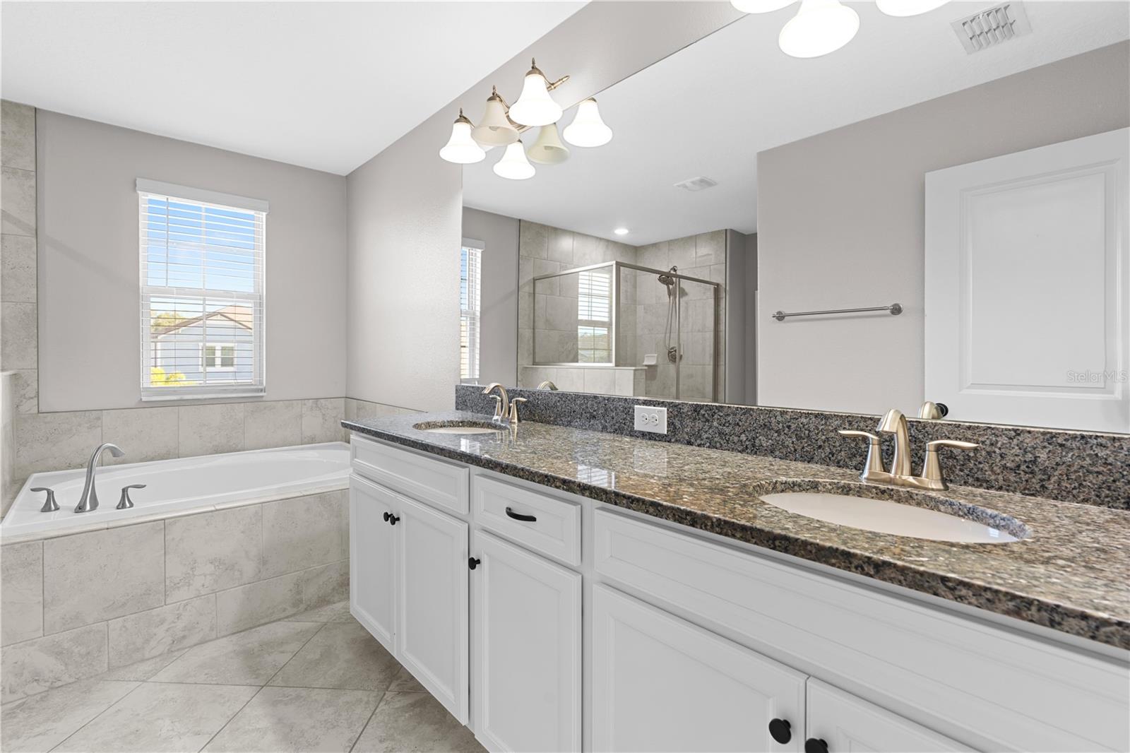 11411 Chilly Water Ct Property Photo 4
