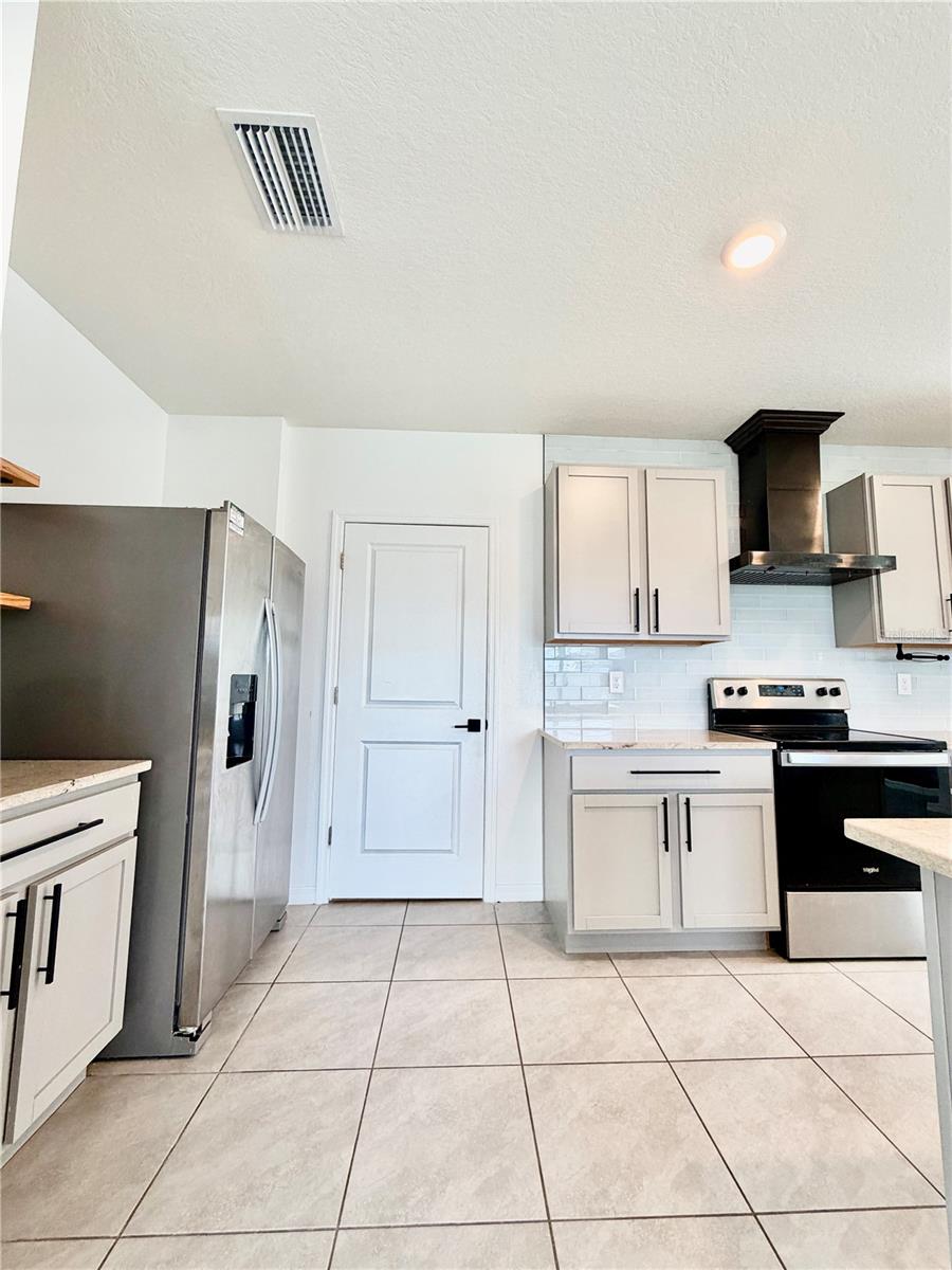 34110 Jasper Stone Dr Property Photo 10