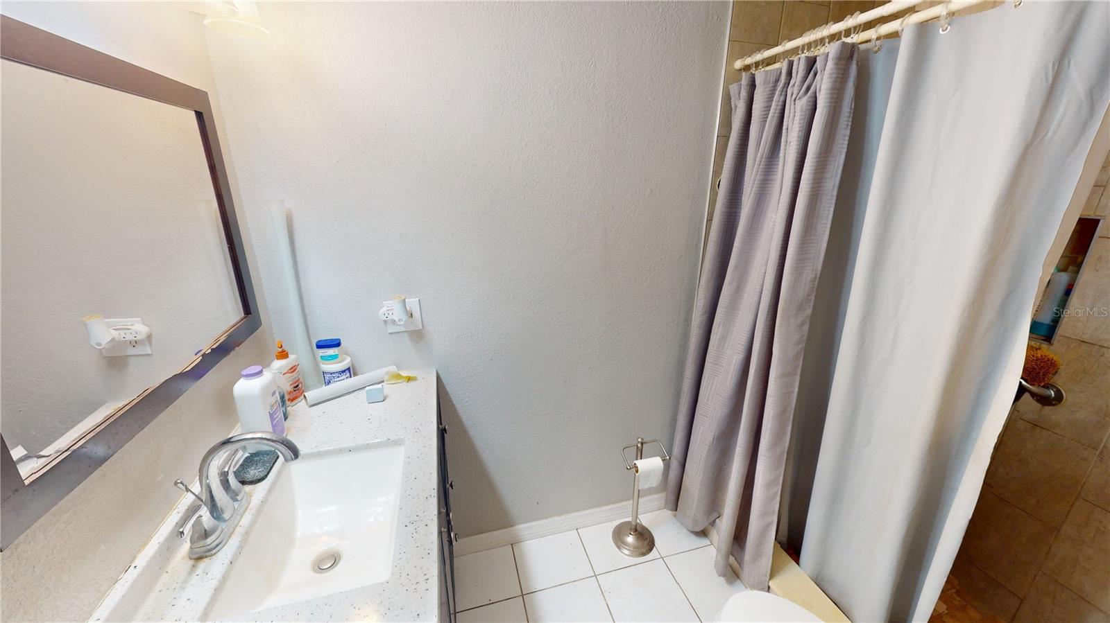 1721 W North B St Property Photo 11