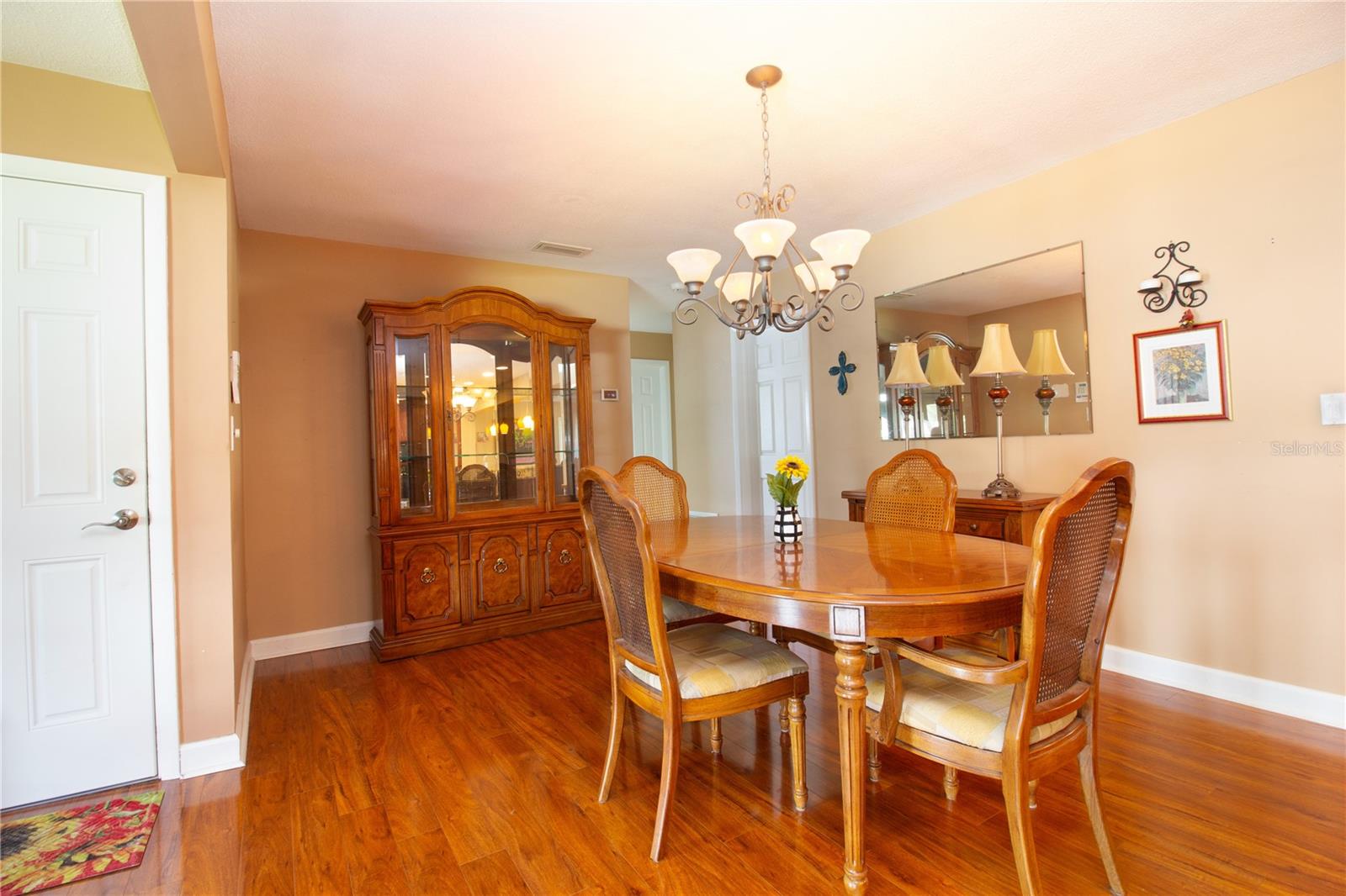 1324 Ranchwood Dr Property Photo 8