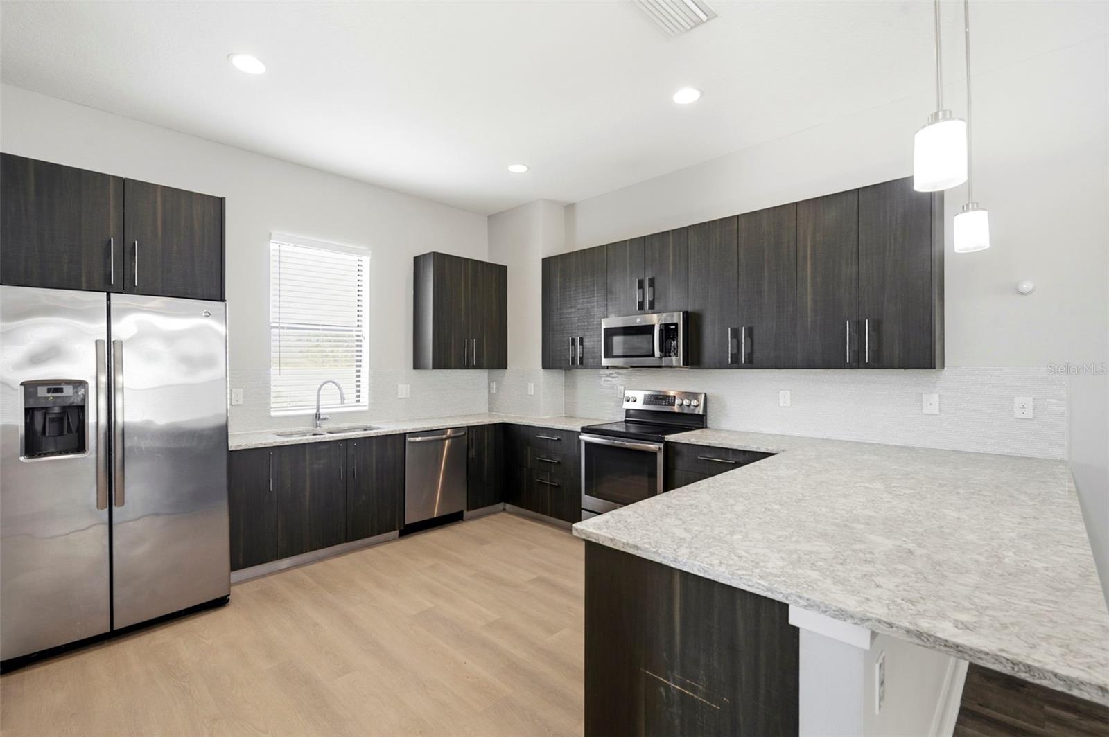 4810 W Mcelroy Ave #7 Property Photo 12