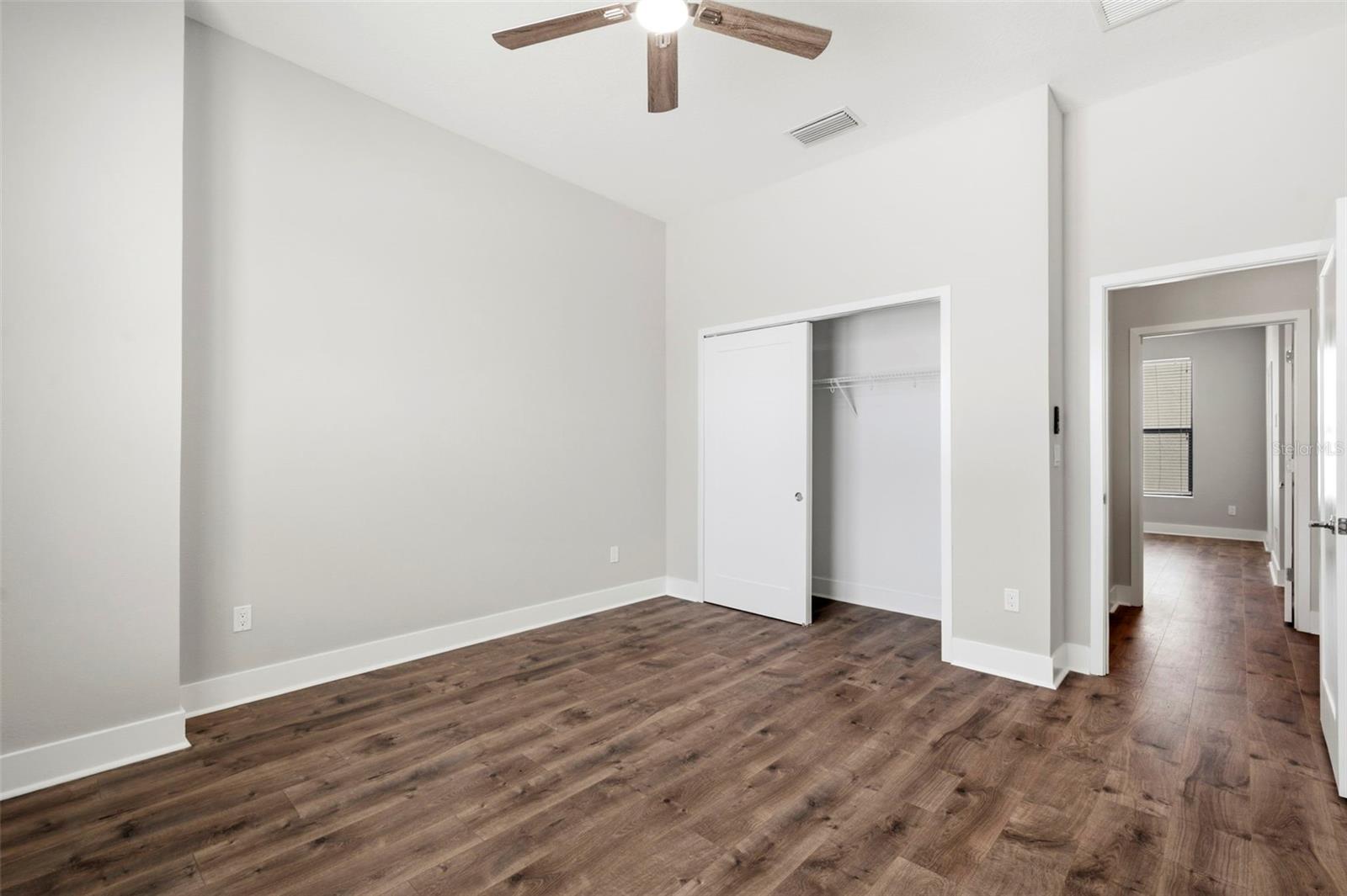 4810 W Mcelroy Ave #7 Property Photo 16