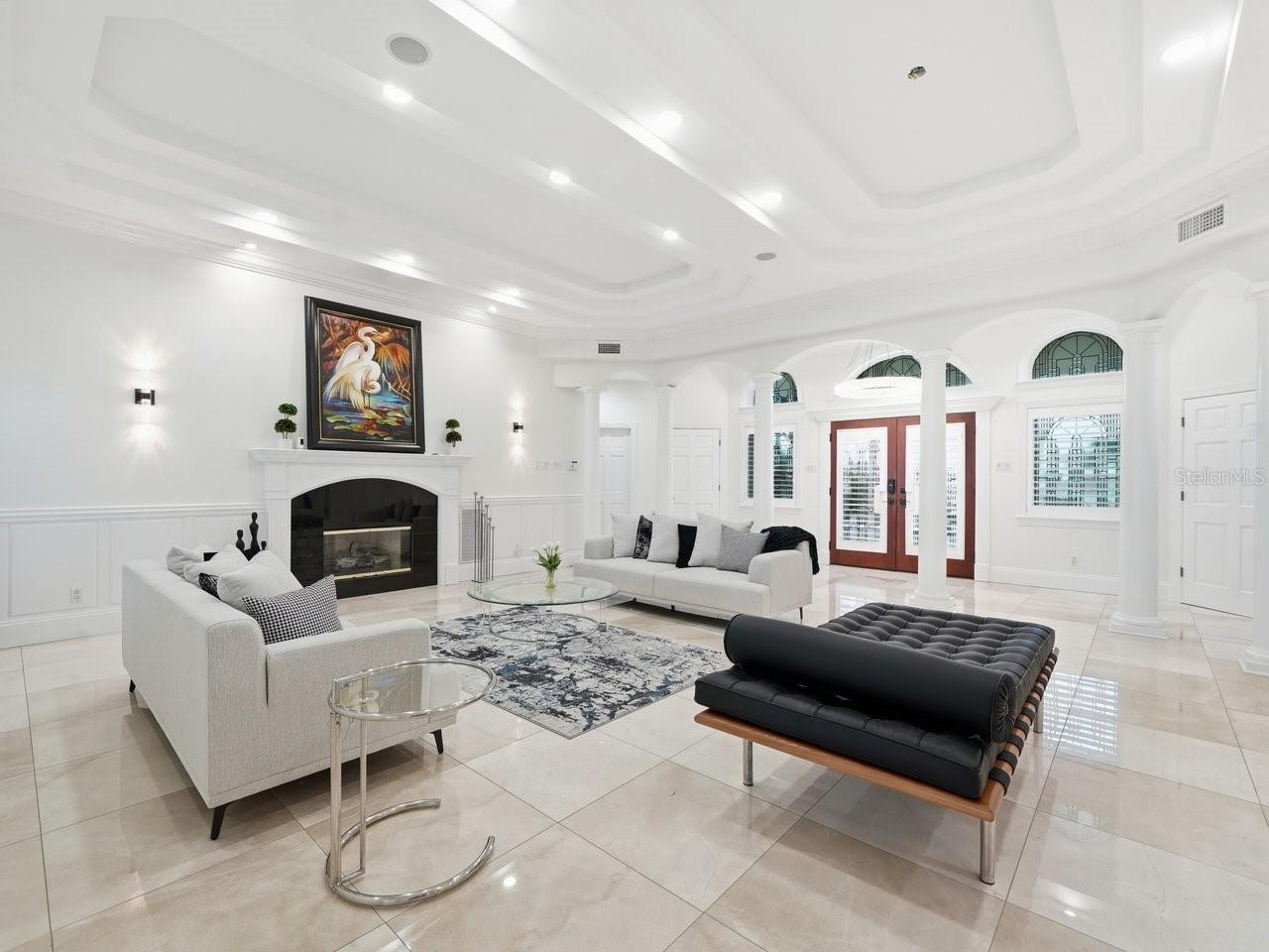 TB8541449 Property Photo 5