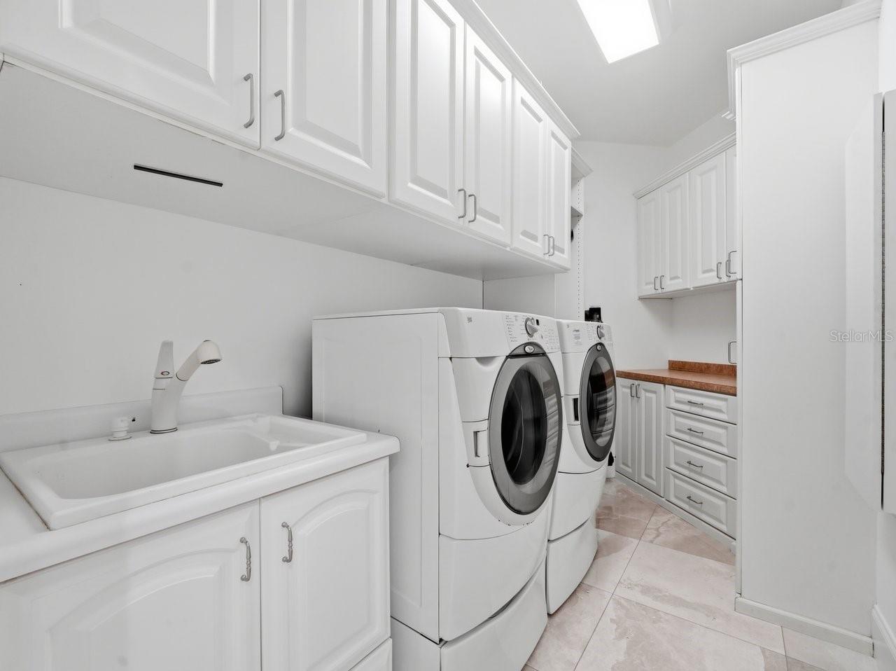 TB8541449 Property Photo 15