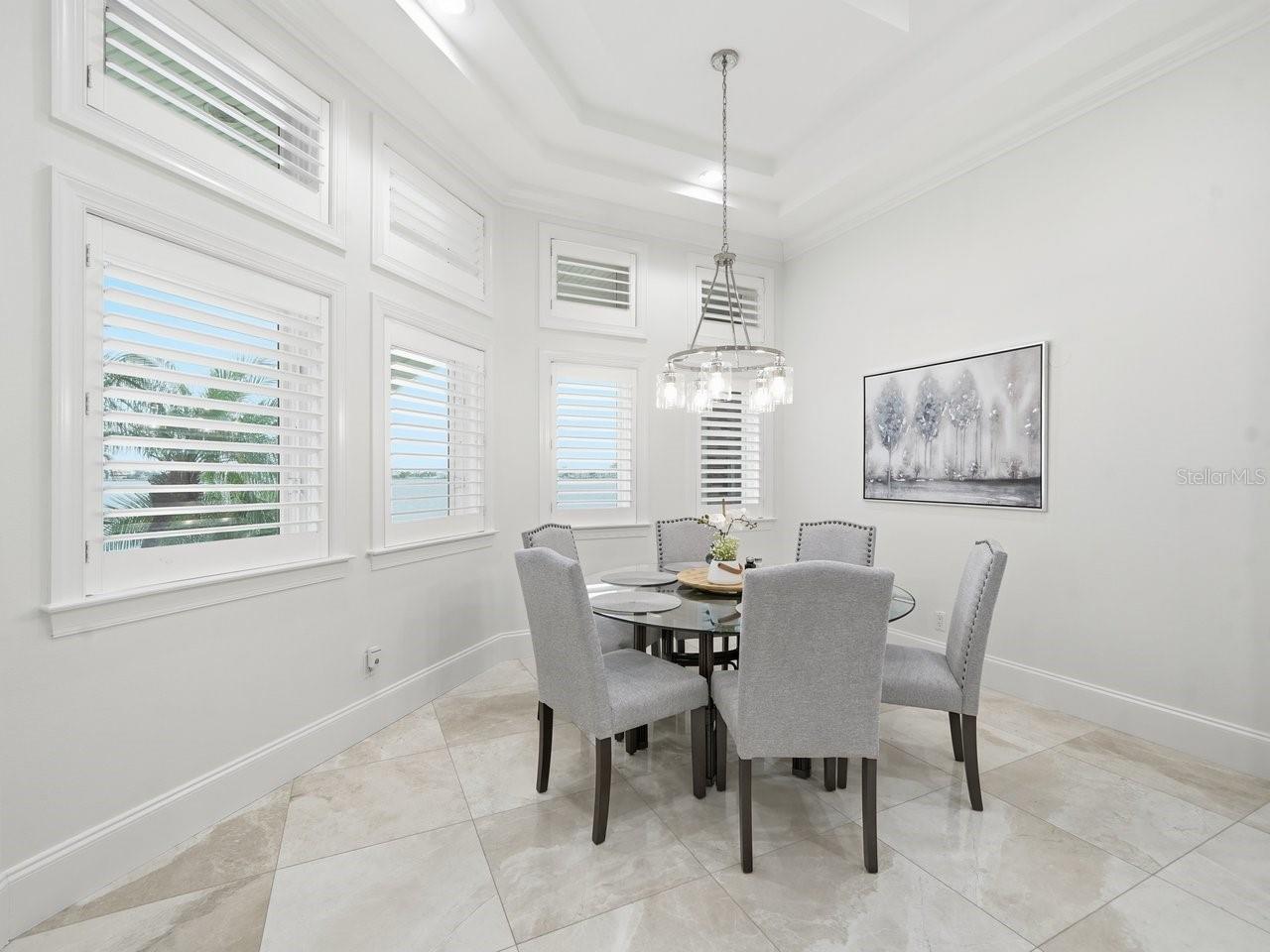 TB8541449 Property Photo 16