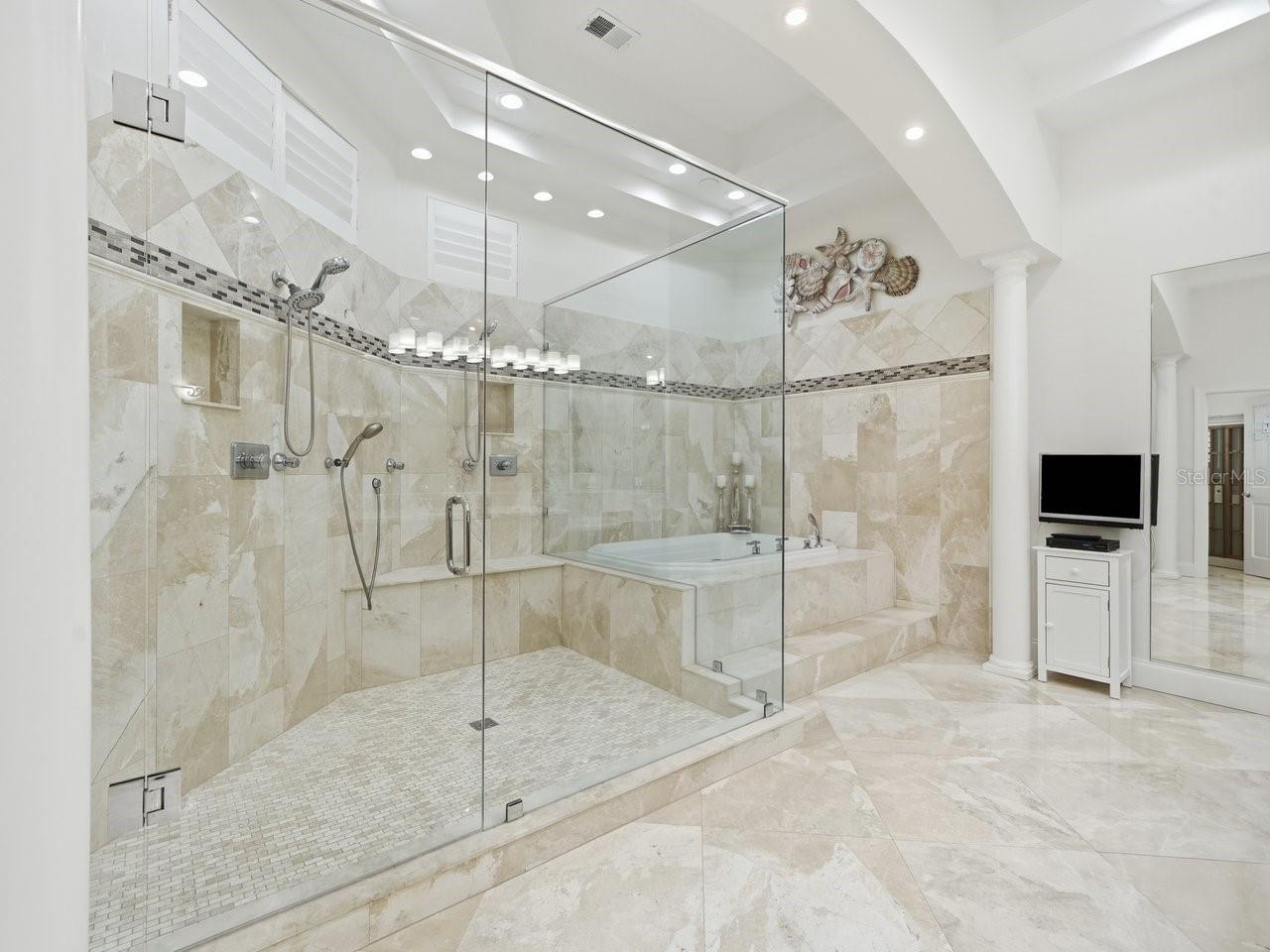 TB8541449 Property Photo 25