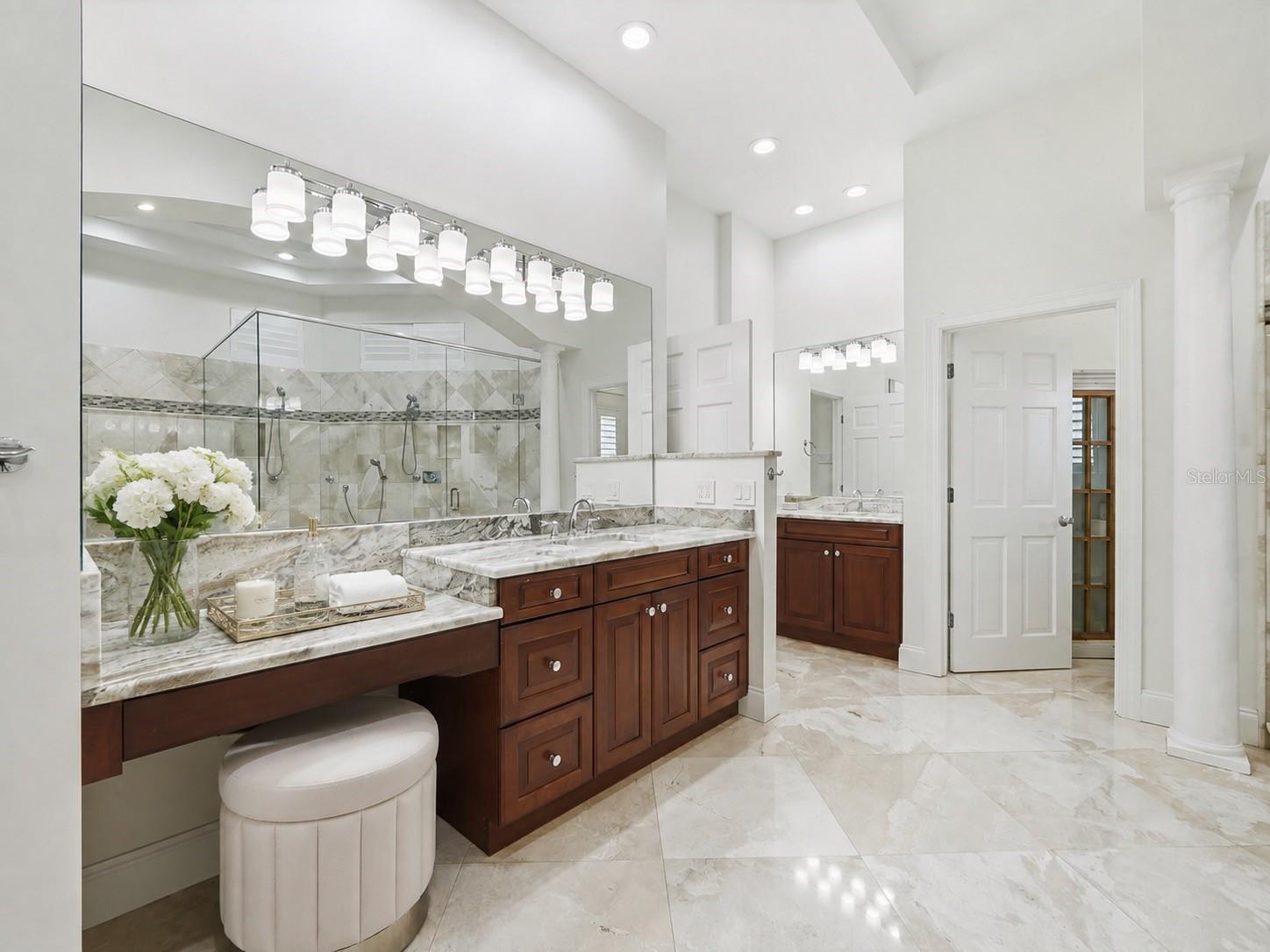TB8541449 Property Photo 26