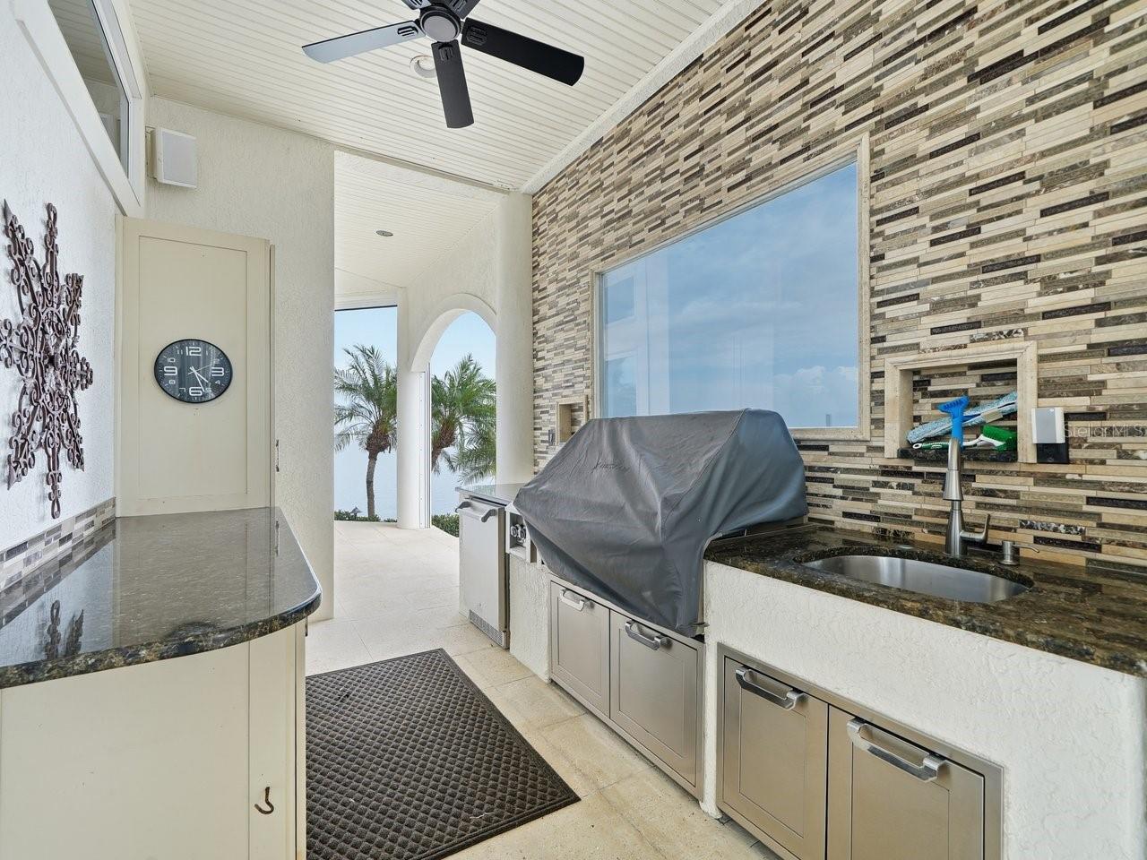 TB8541449 Property Photo 34