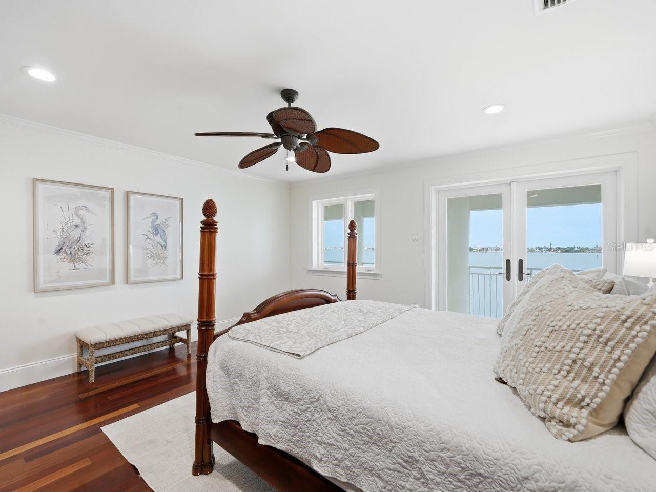 TB8541449 Property Photo 54
