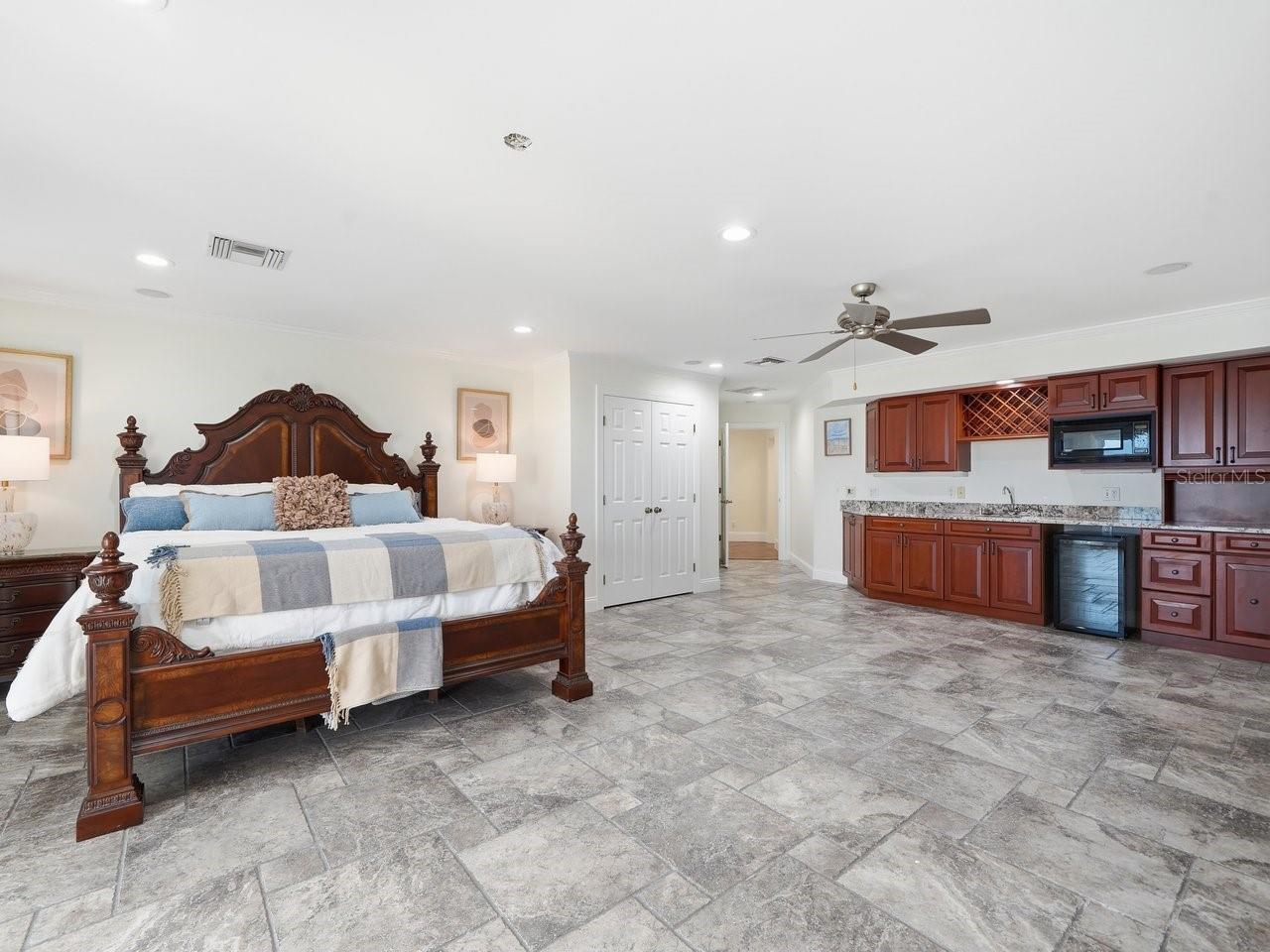 TB8541449 Property Photo 59