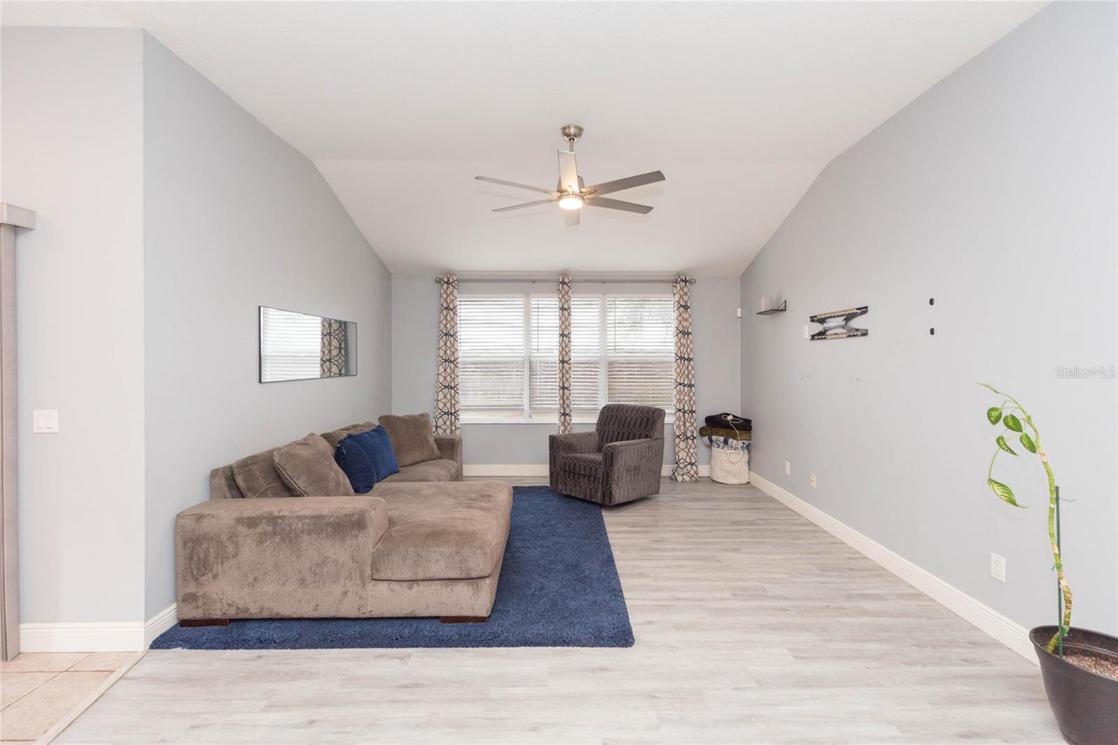 11706 Pure Pebble Dr Property Photo 8