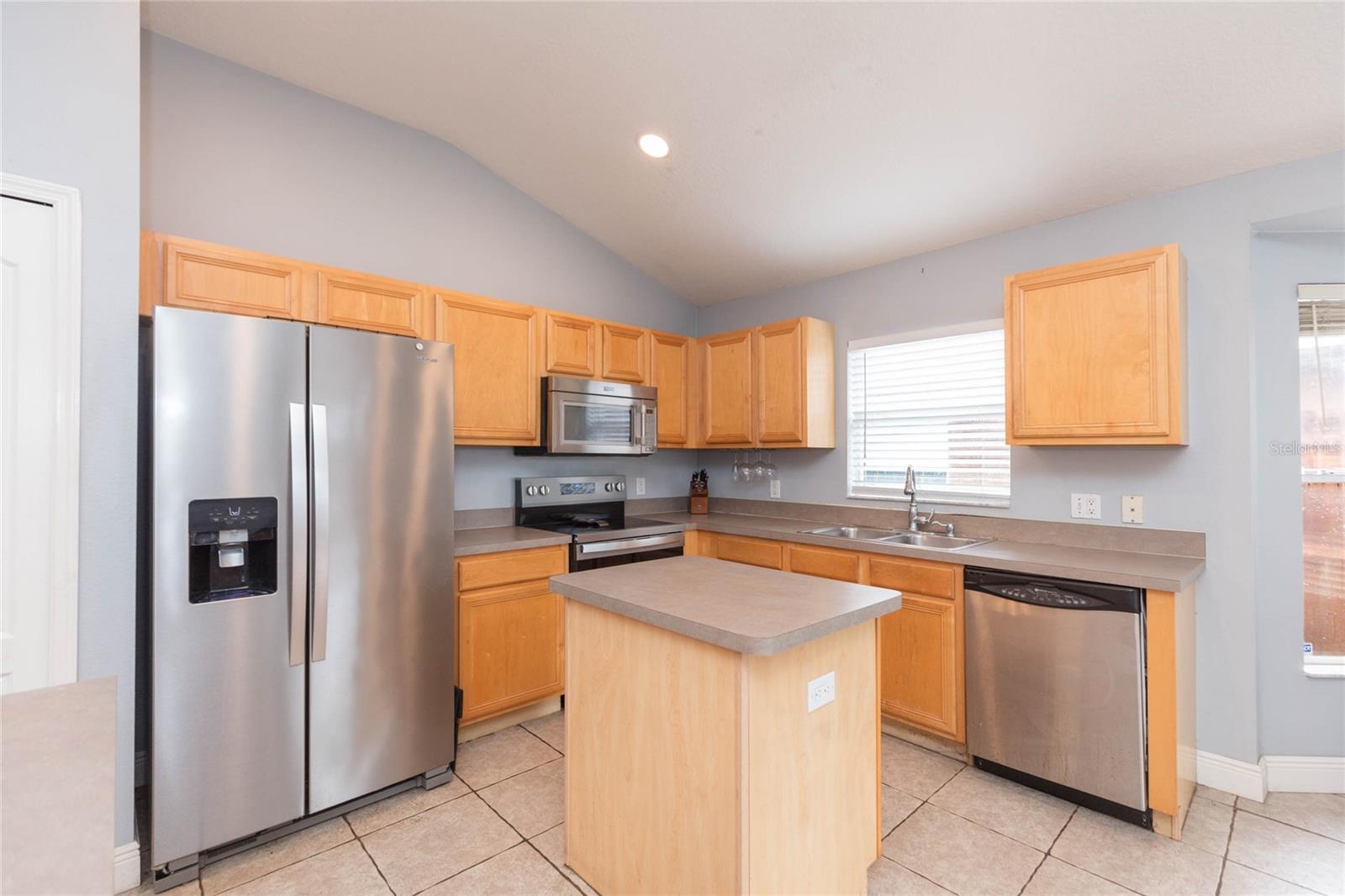 11706 Pure Pebble Dr Property Photo 15
