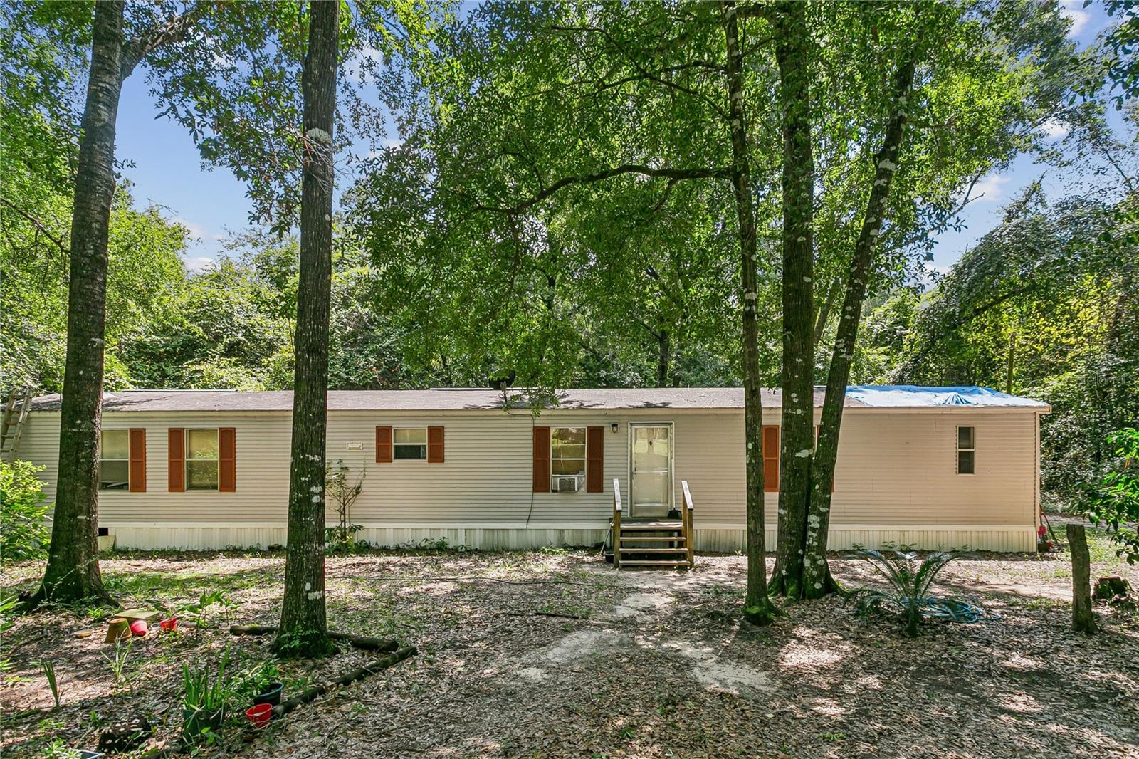 2323 Camors Rd Property Photo 1