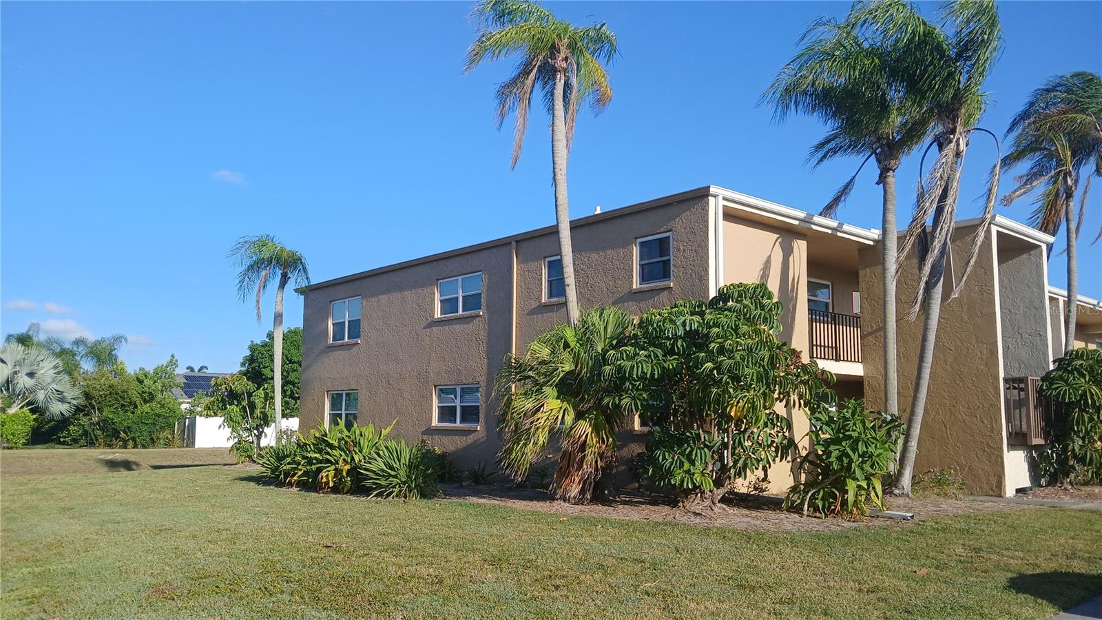 12300 PARK BLVD #101 Property Photo 1