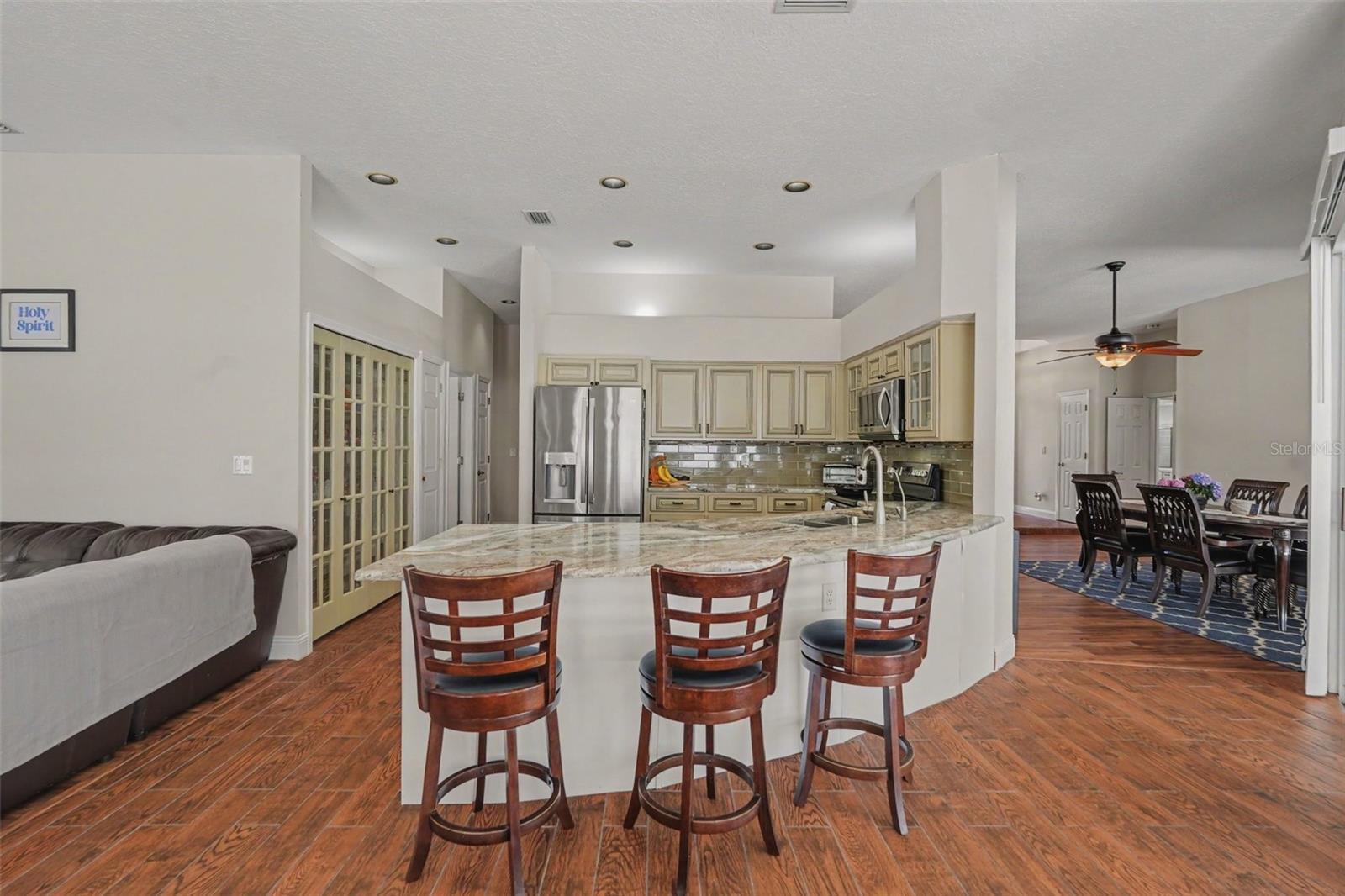 12410 Driftstone Way Property Photo 12