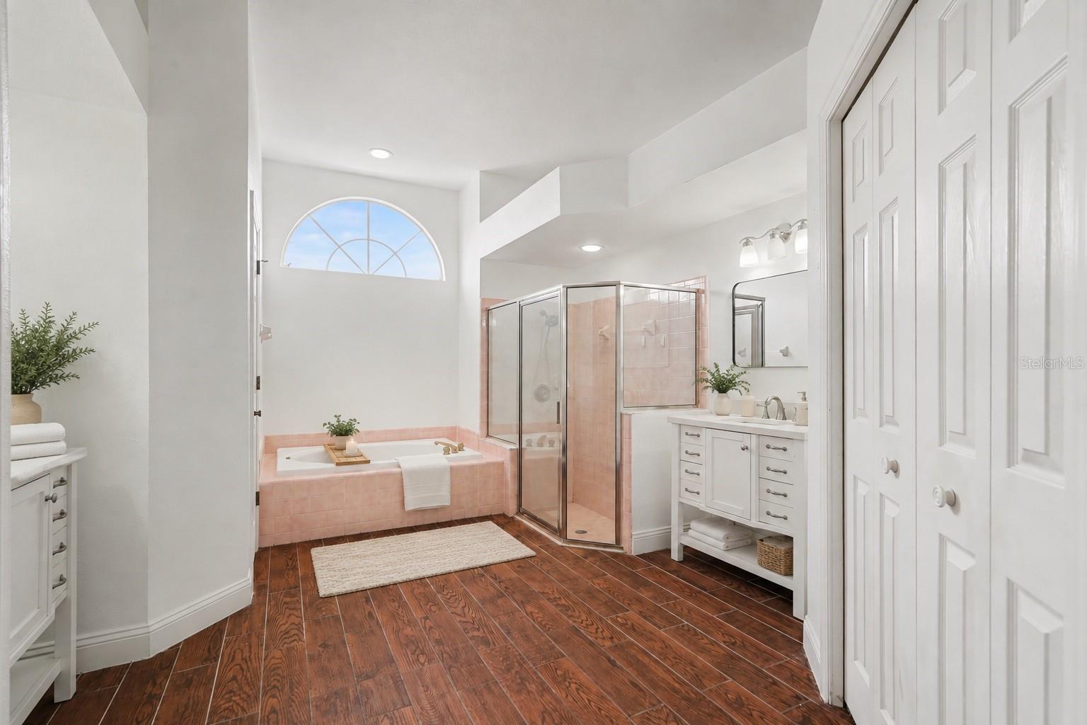 12410 Driftstone Way Property Photo 17