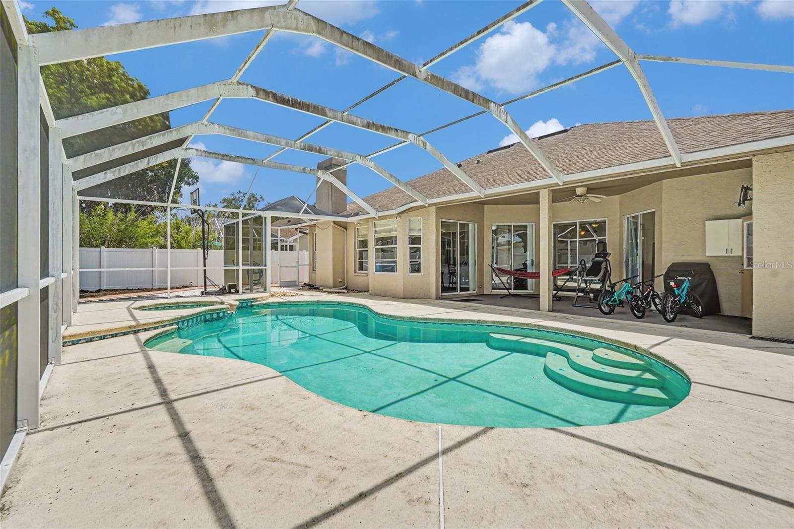 12410 Driftstone Way Property Photo 24