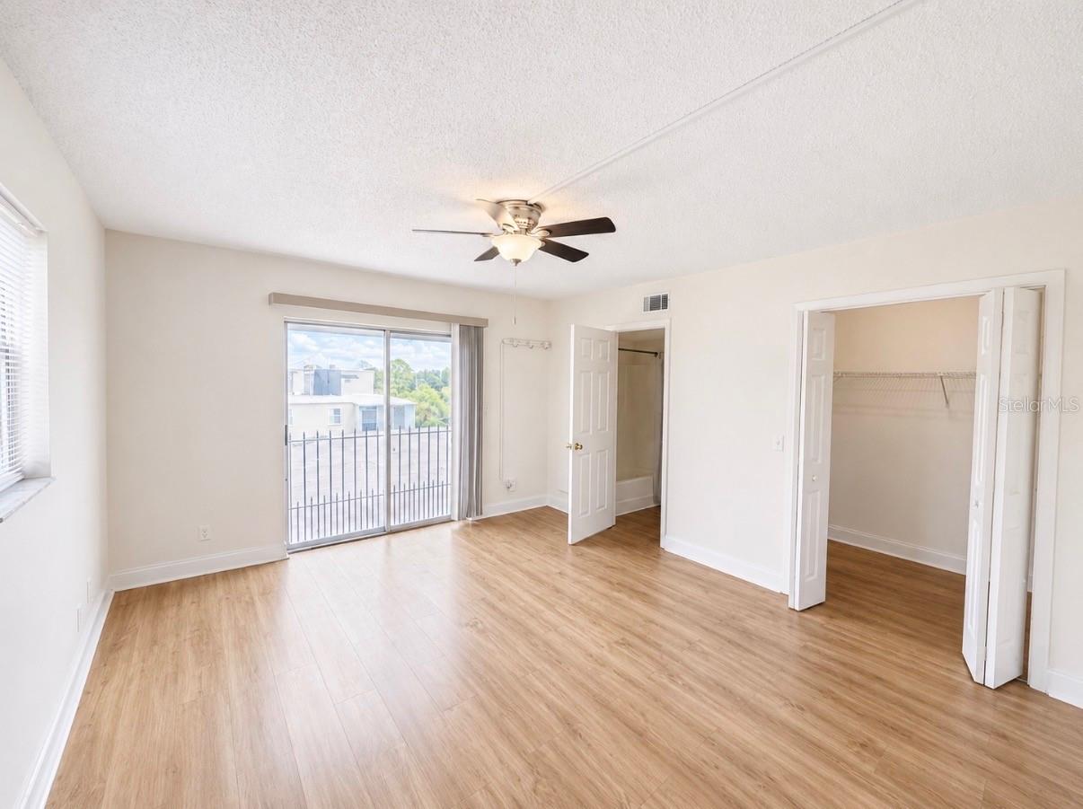 5541 Bay Blvd #550 Property Photo 6