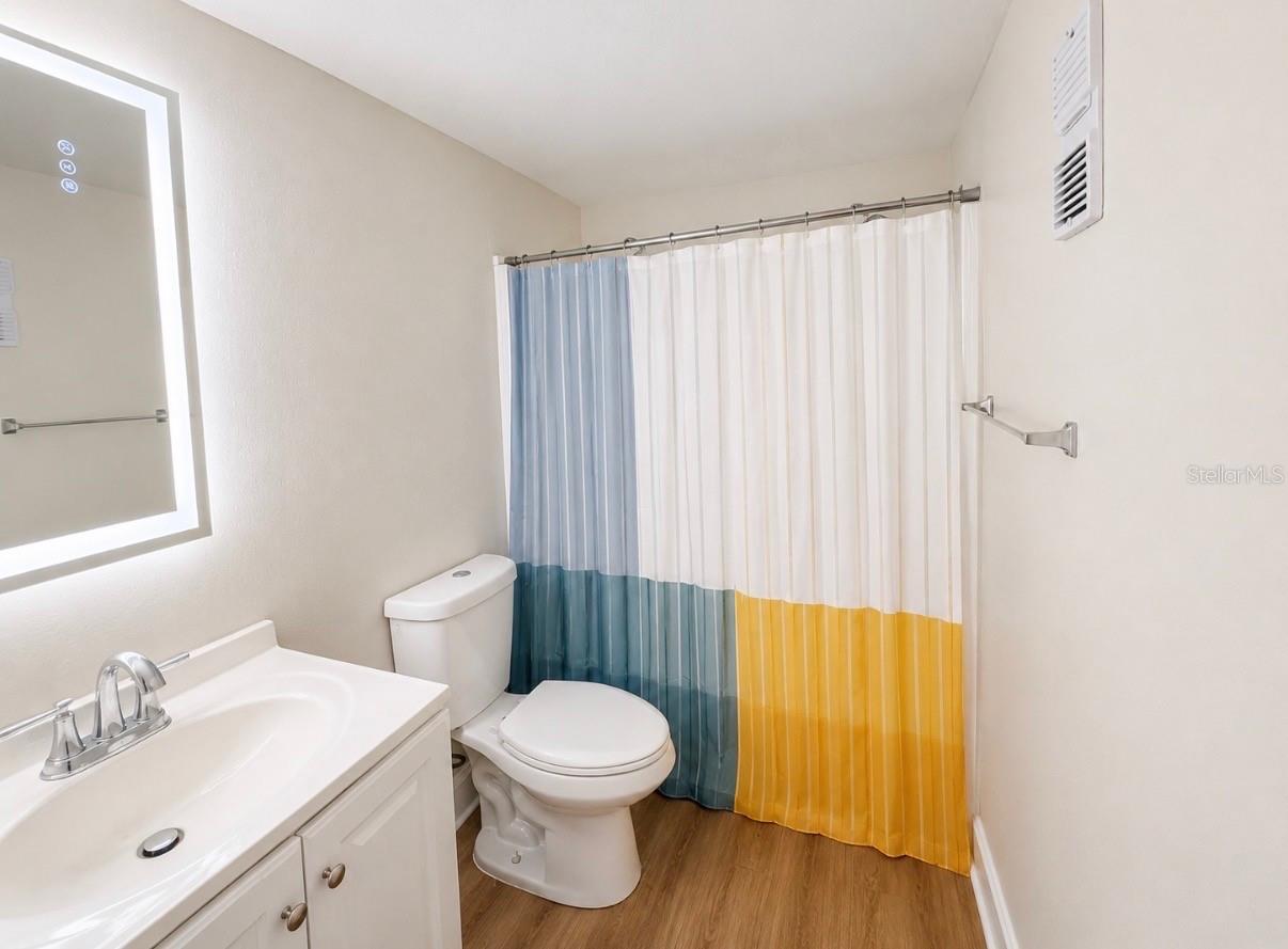 5541 Bay Blvd #550 Property Photo 11