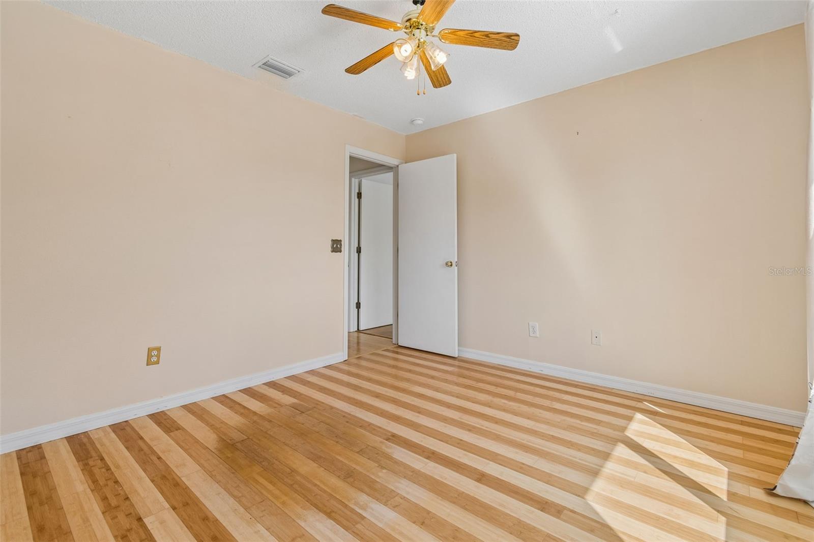 12803 Longcrest Longcrest Dr Property Photo 32