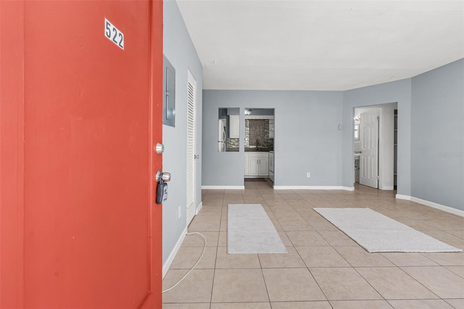 522 Florida Ave Property Photo 4