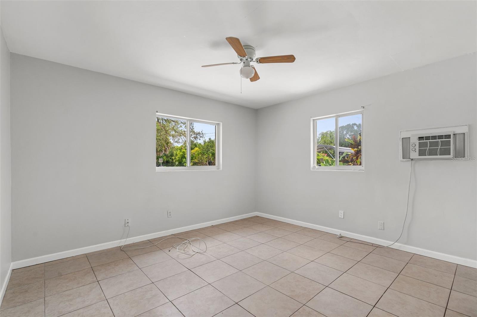 522 Florida Ave Property Photo 21