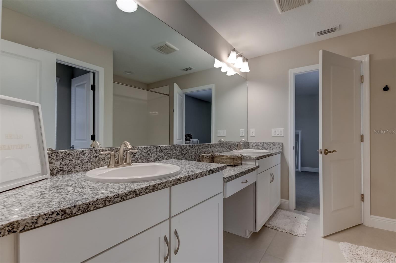 13118 Jeter Creek Dr Property Photo 3