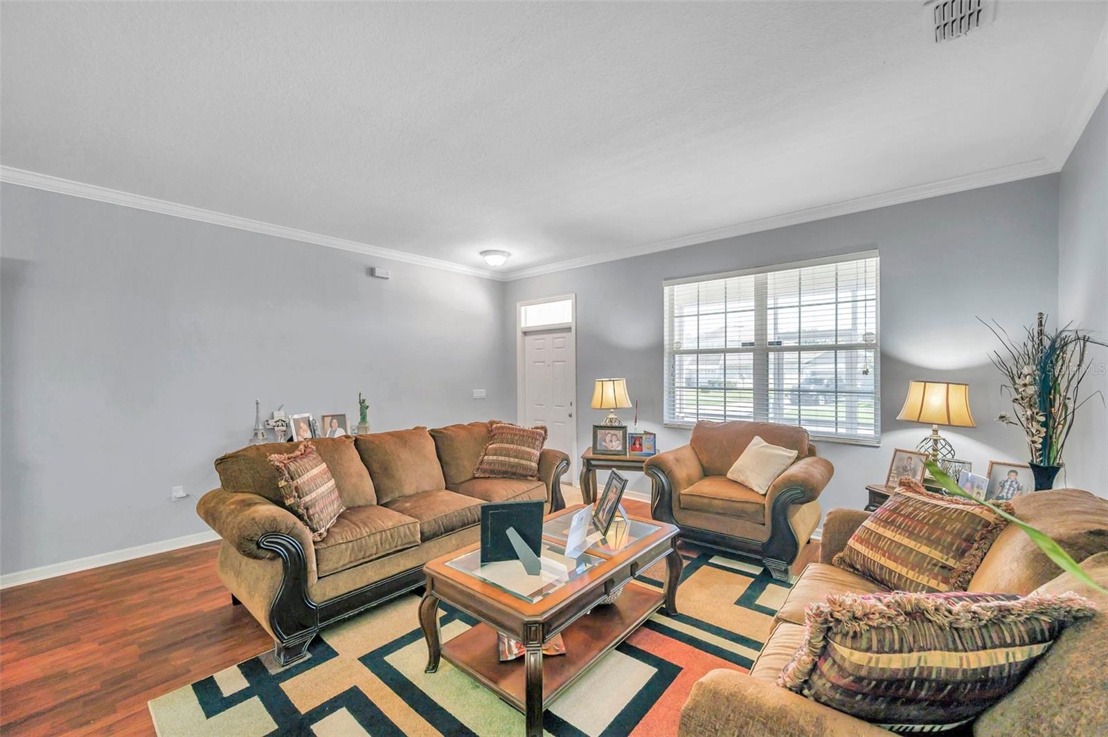 4476 Creekside Dr Property Photo 8