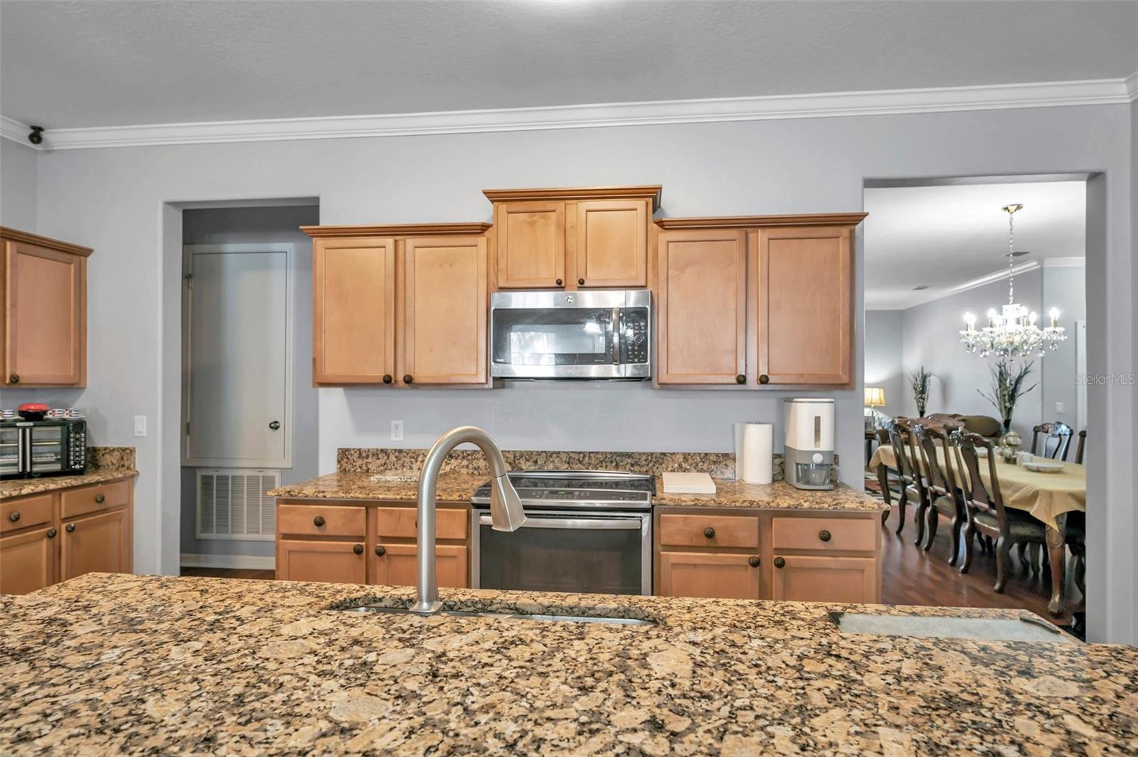 4476 Creekside Dr Property Photo 17