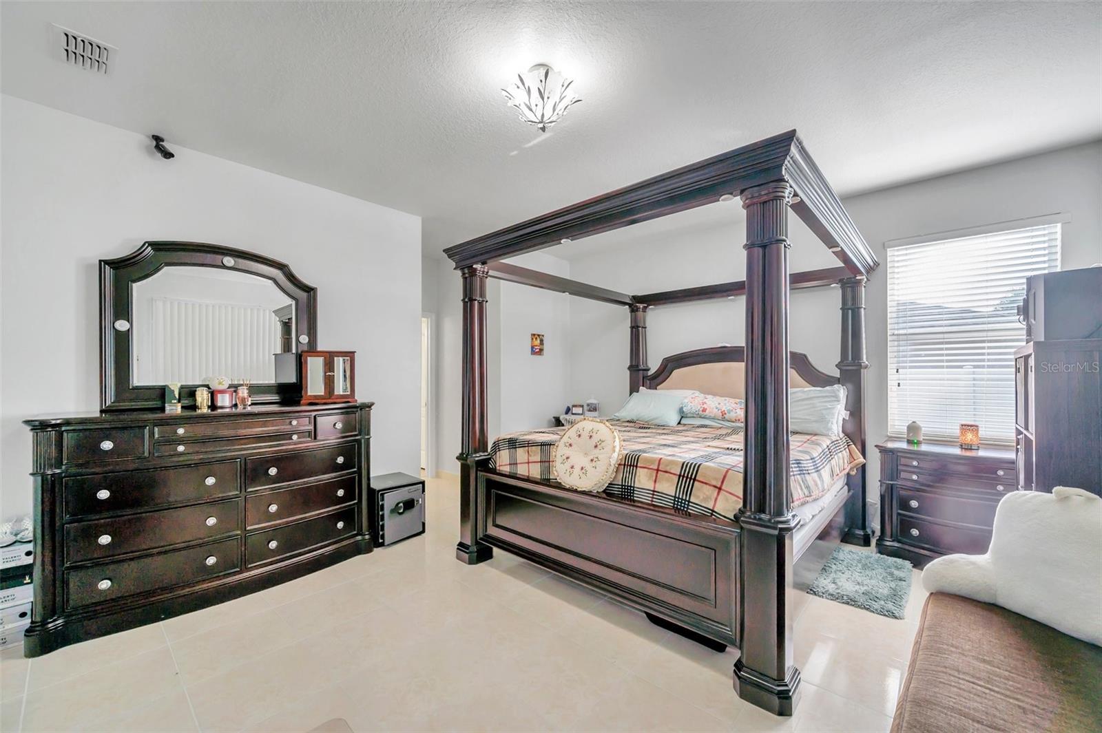 4476 Creekside Dr Property Photo 42
