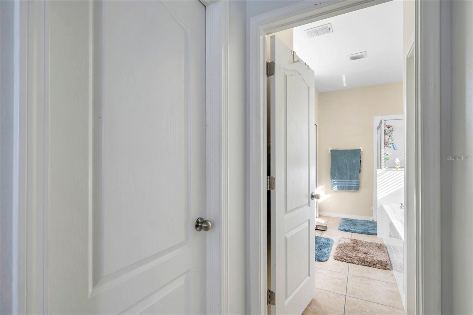 4476 Creekside Dr Property Photo 45