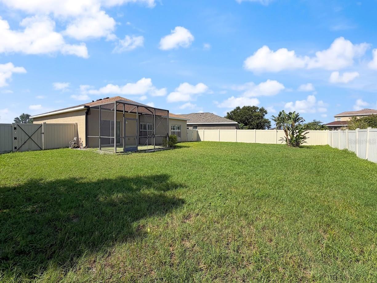 814 Parker Den Dr Property Photo 4
