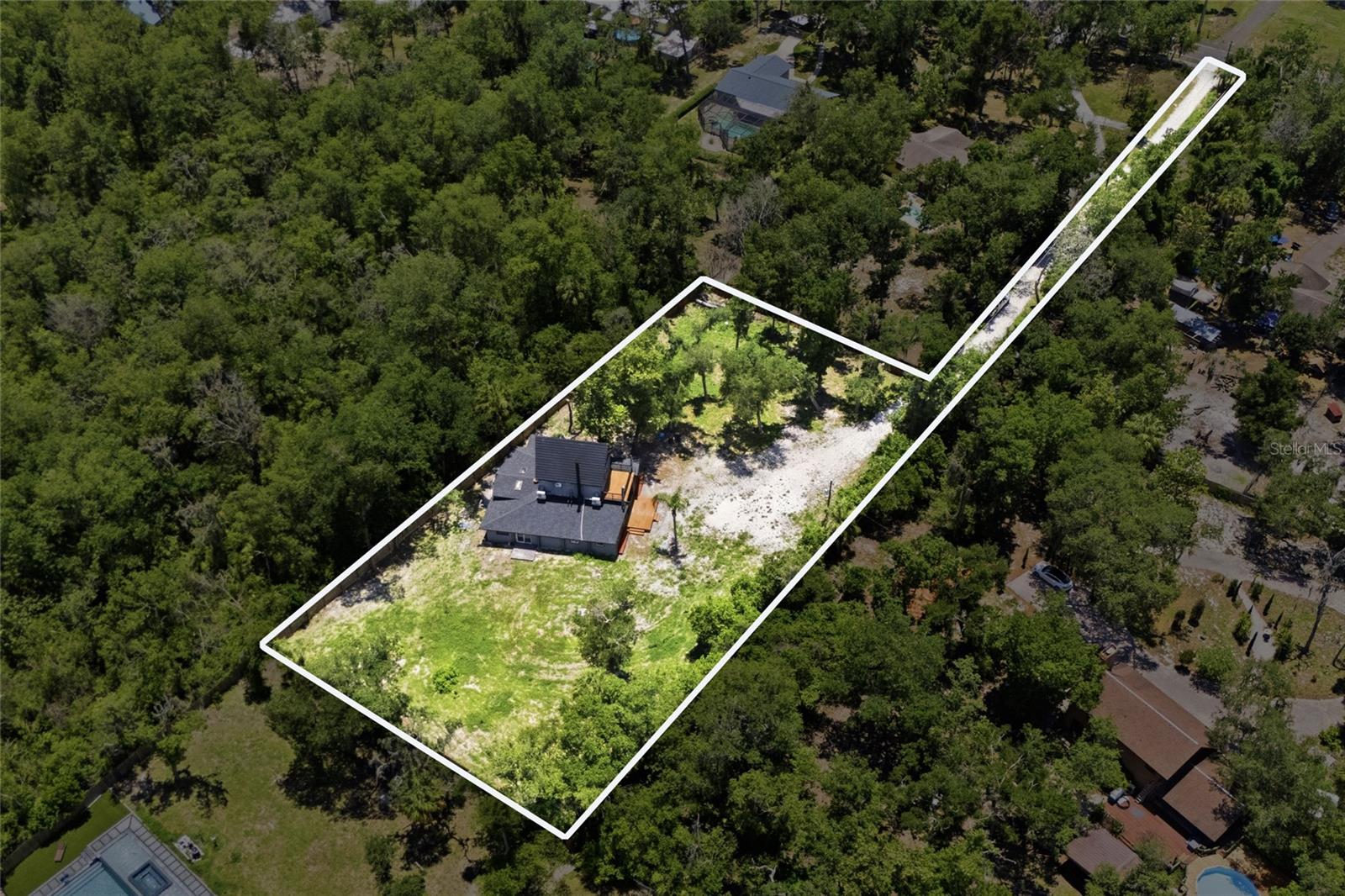 7210 Valrie Ln Property Photo 6