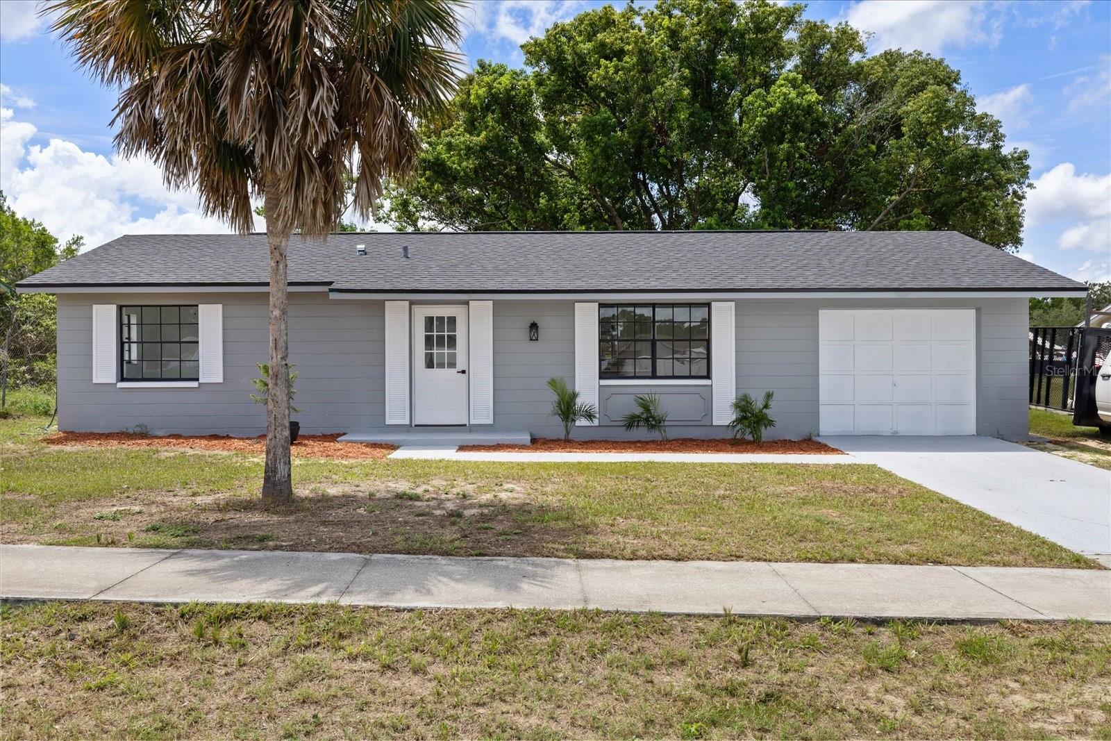 12390 ELGIN BLVD Property Photo 1