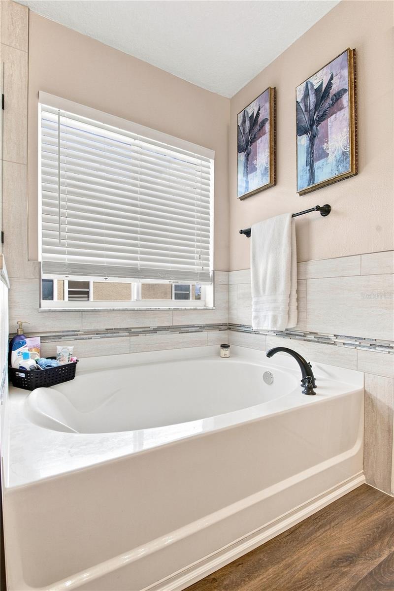 5321 Sandy Shell Dr Property Photo 25
