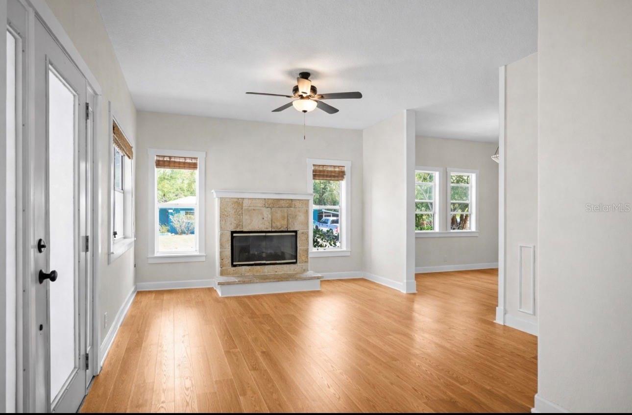 1777 Bayshore Blvd Property Photo 3