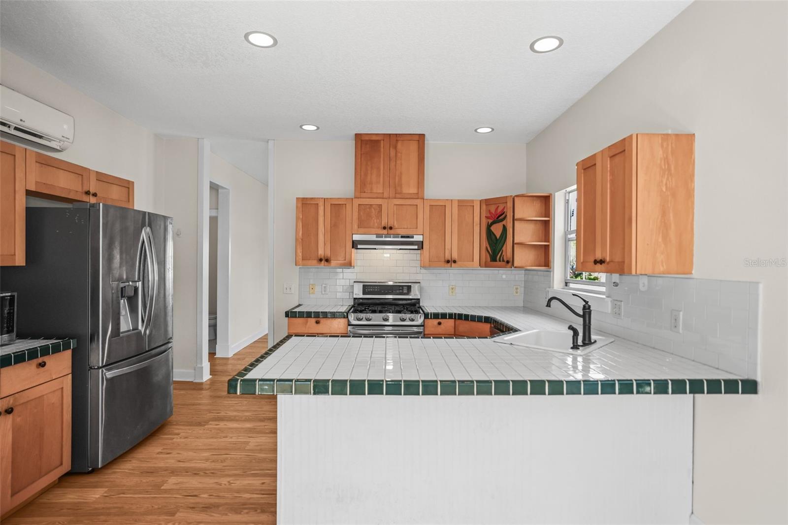 1777 Bayshore Blvd Property Photo 4