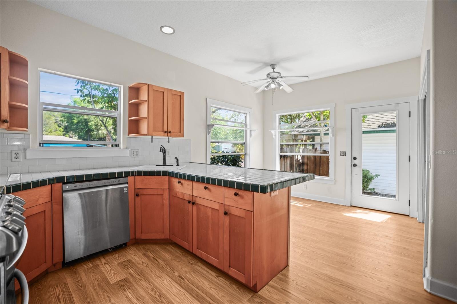 1777 Bayshore Blvd Property Photo 13
