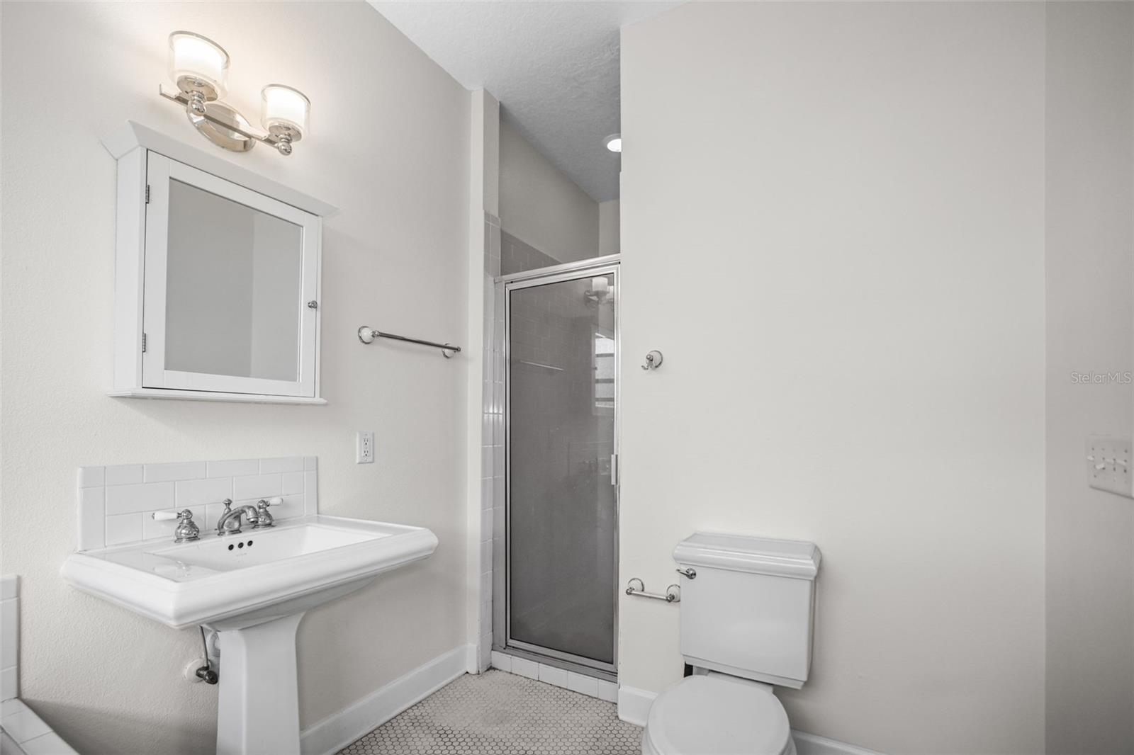 1777 Bayshore Blvd Property Photo 23