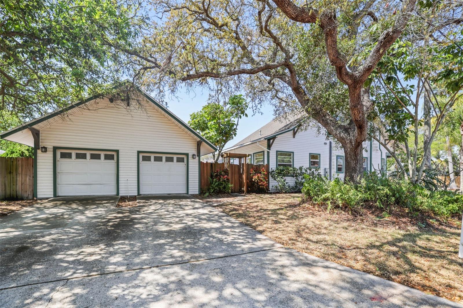 1777 Bayshore Blvd Property Photo 33