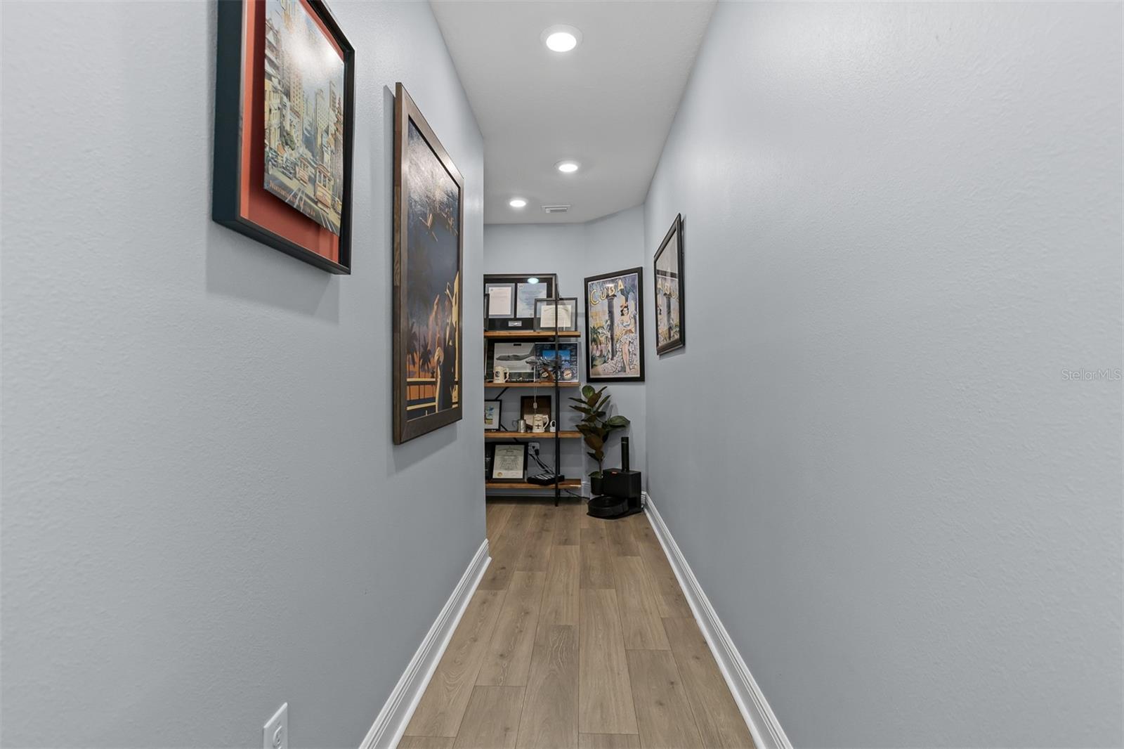 412 S Albany Ave #3 Property Photo 3