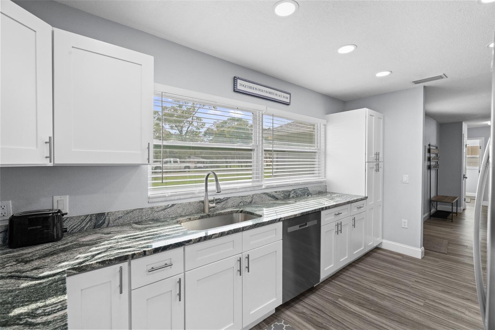 265 Plumtree Ave Property Photo 14